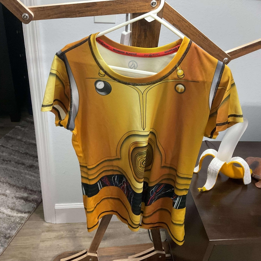 INKnBURN Tech Shirt Star Wars C3PO EUC